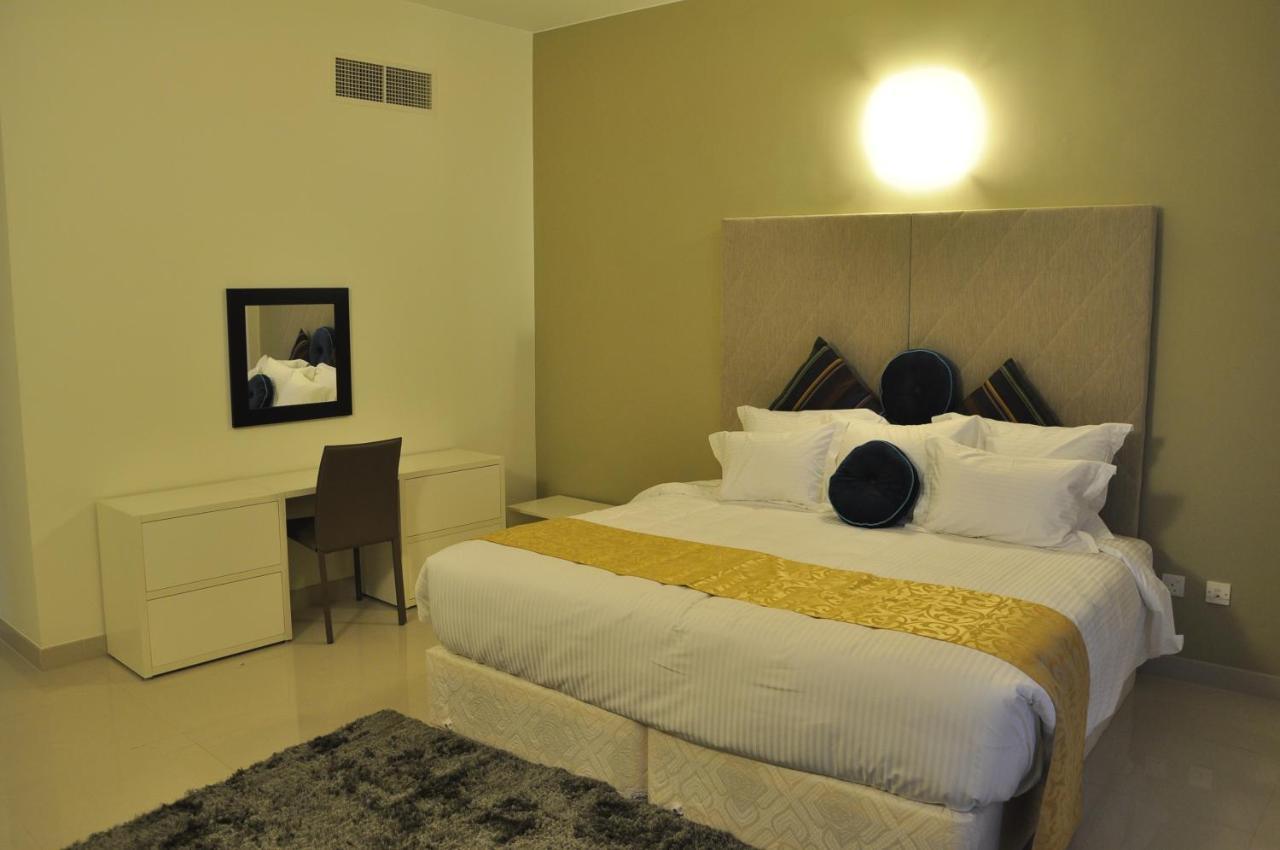 Gulf Suites Hotel Amwaj Манама Екстериор снимка