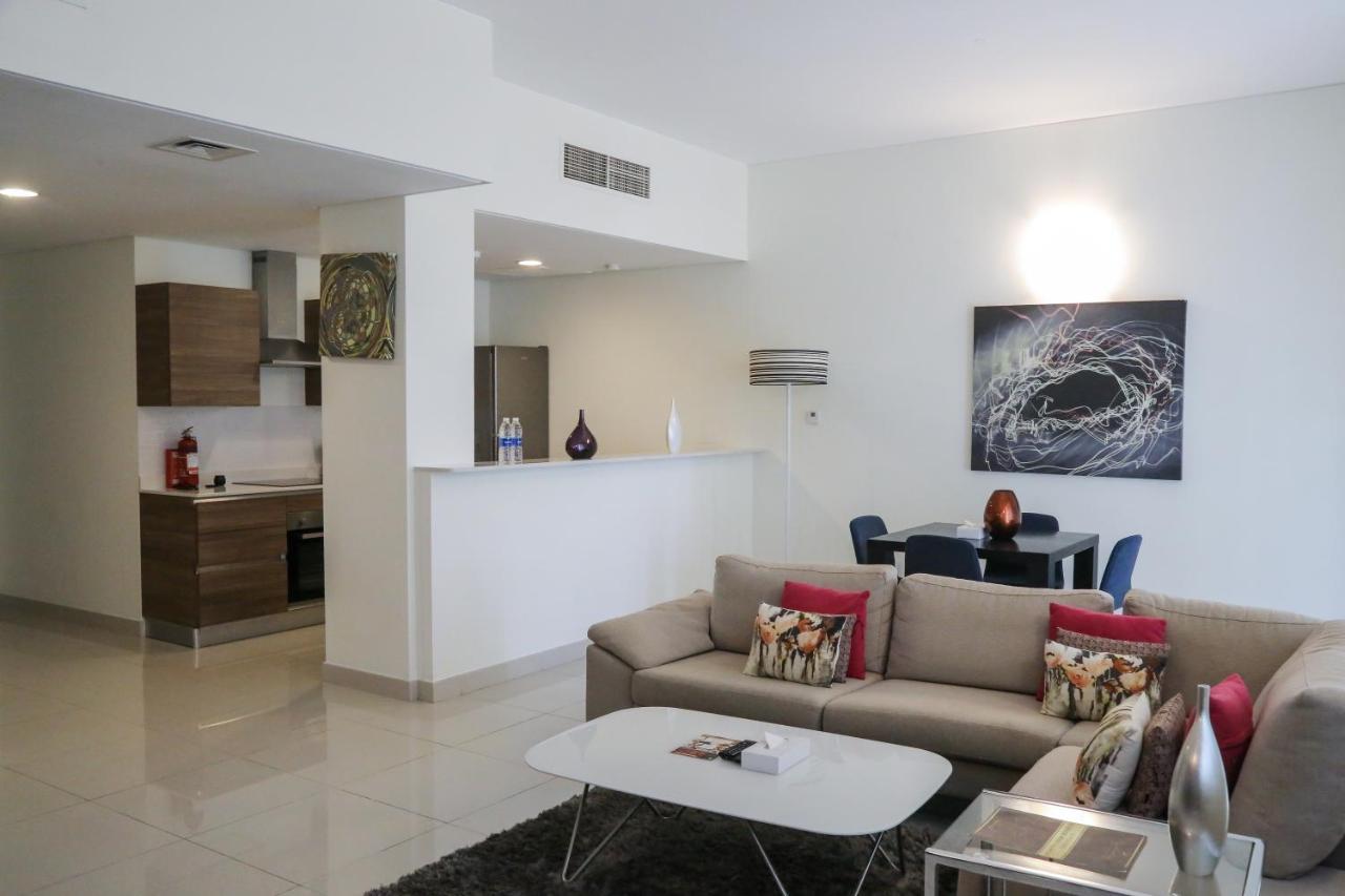 Gulf Suites Hotel Amwaj Манама Екстериор снимка