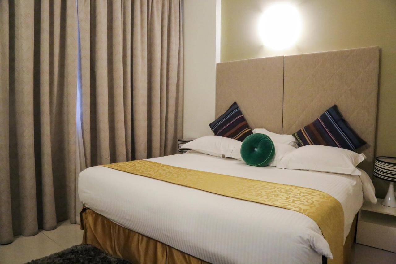 Gulf Suites Hotel Amwaj Манама Екстериор снимка