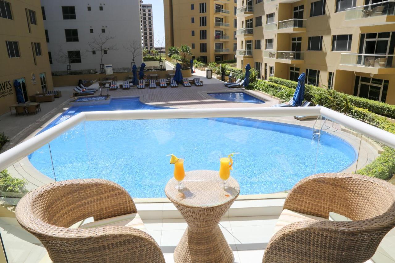 Gulf Suites Hotel Amwaj Манама Екстериор снимка