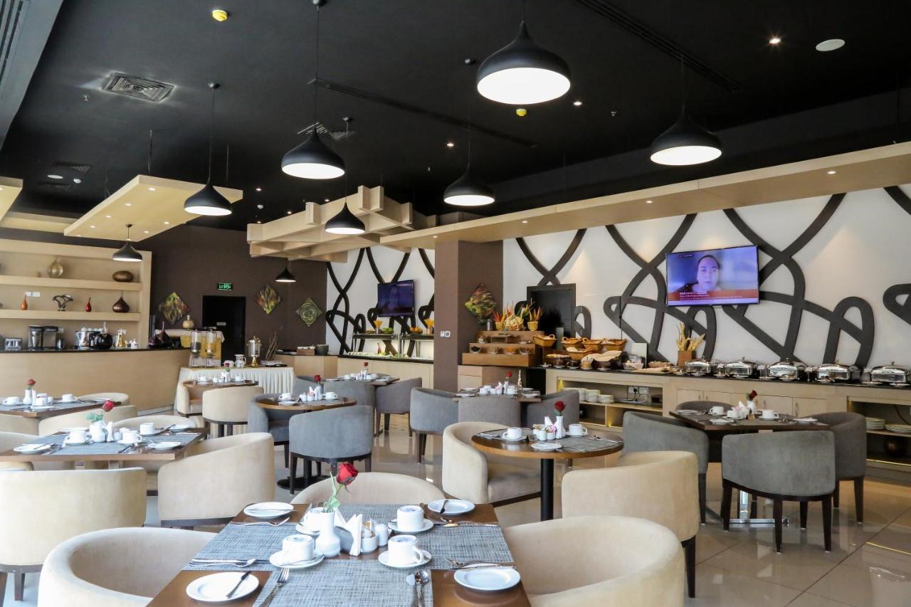 Gulf Suites Hotel Amwaj Манама Екстериор снимка