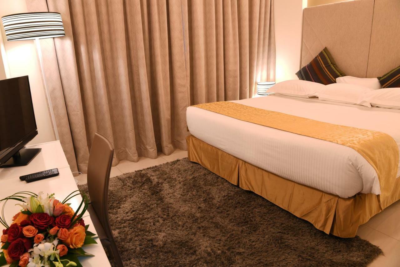 Gulf Suites Hotel Amwaj Манама Екстериор снимка