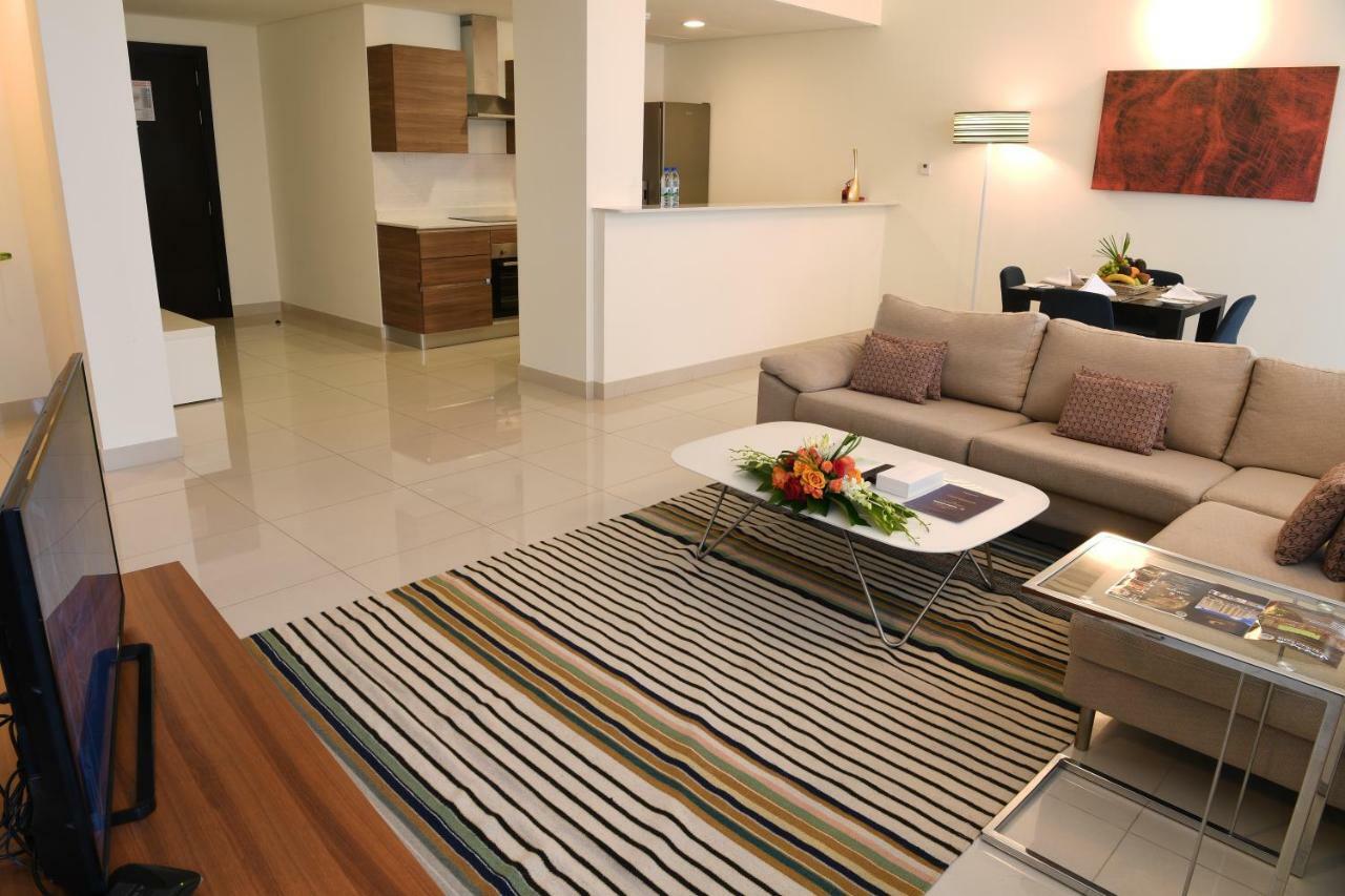 Gulf Suites Hotel Amwaj Манама Екстериор снимка