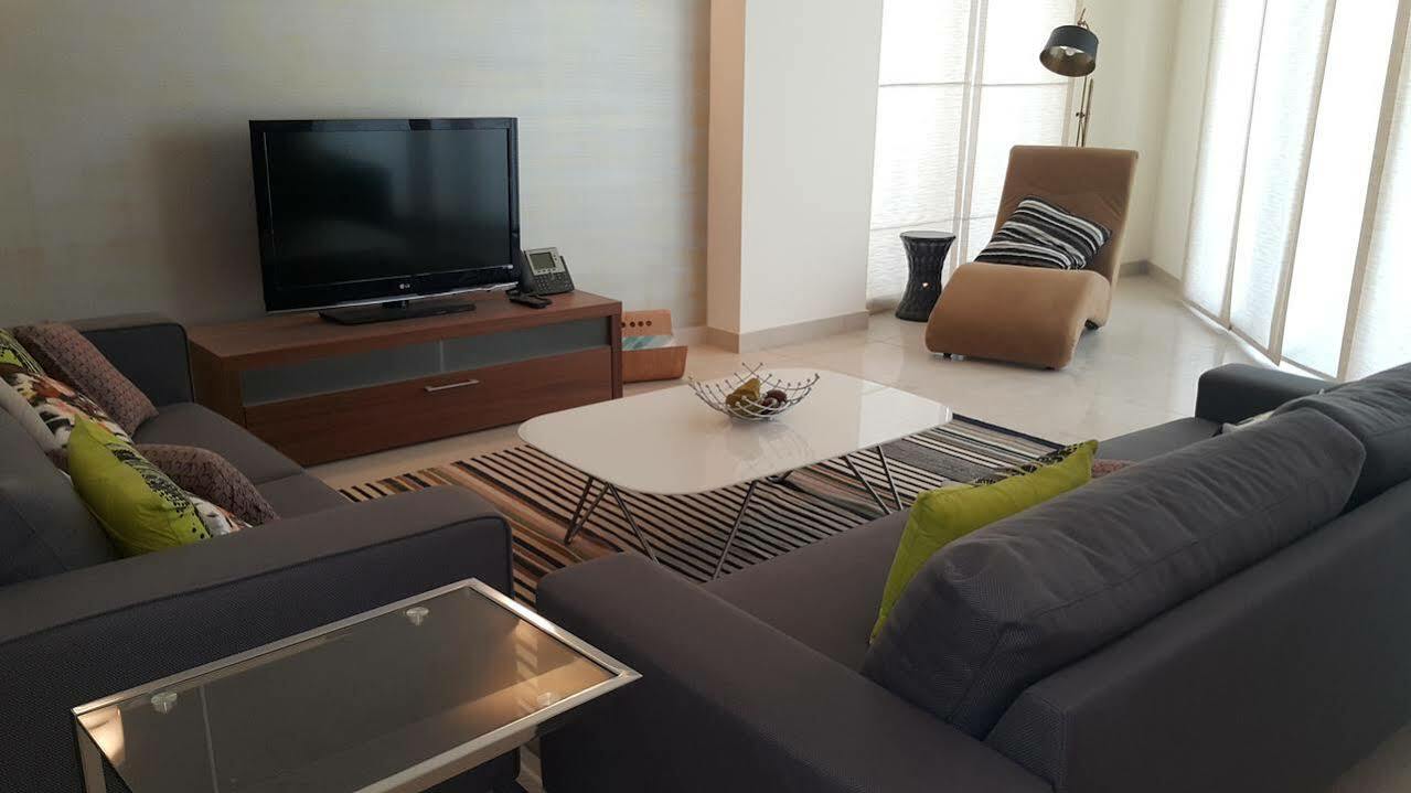 Gulf Suites Hotel Amwaj Манама Екстериор снимка