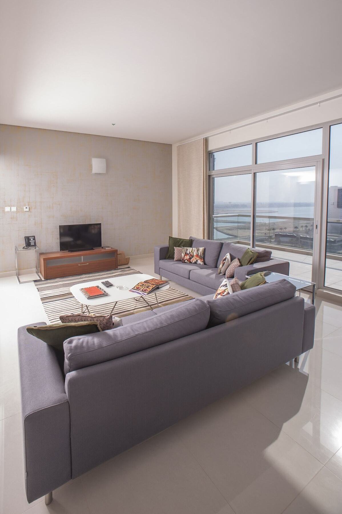 Gulf Suites Hotel Amwaj Манама Екстериор снимка